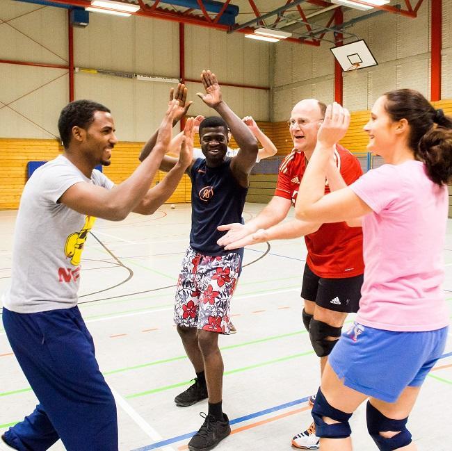 Athletes in sports hall_Andrea Bowinkelmann